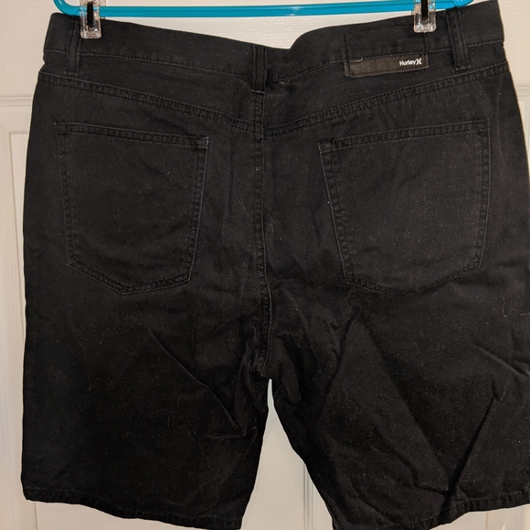 MOVING- offer any price Hurley shorts size 34 - Picture 2 of 4
